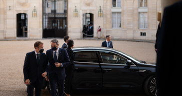 2021-09-28 (213106) Elysée- Entretien du Président de la Répu