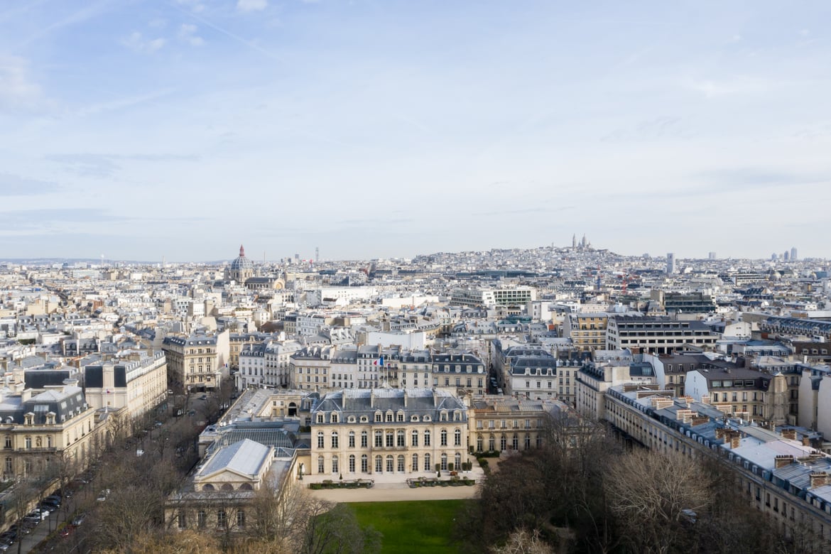 Le Palais de l'Elysée vu du ciel, depuis le parc
